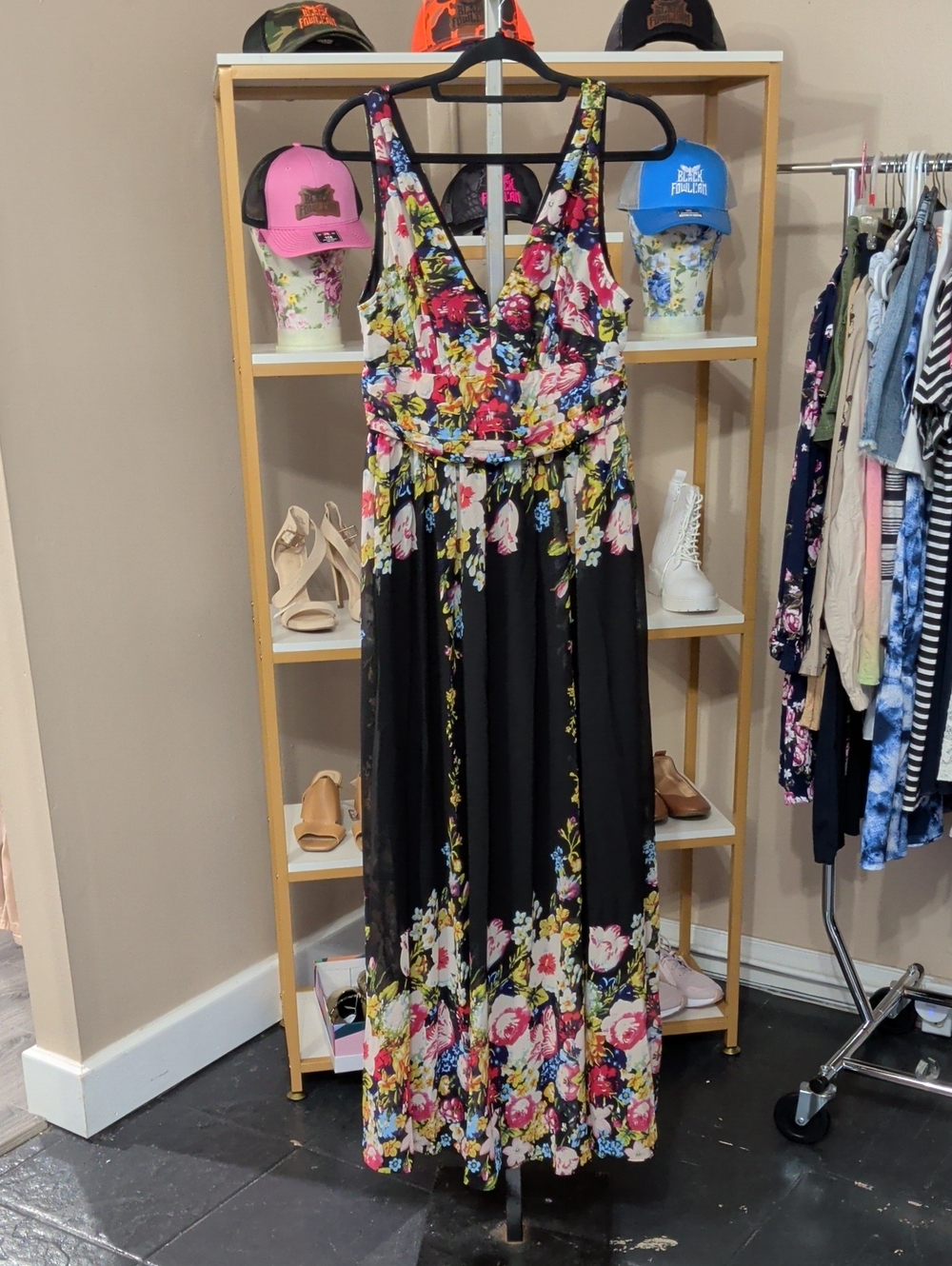 Black Floral V-Neck Maxi Dress